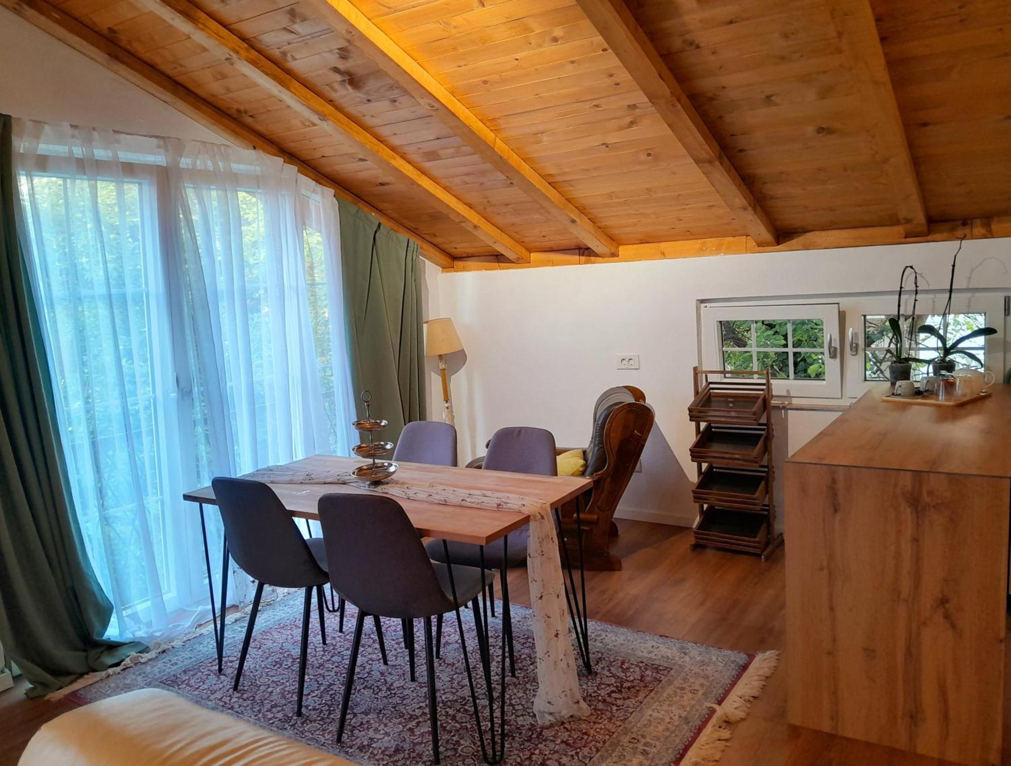 Mati Apartments Prishtina Prishtinë Ngoại thất bức ảnh