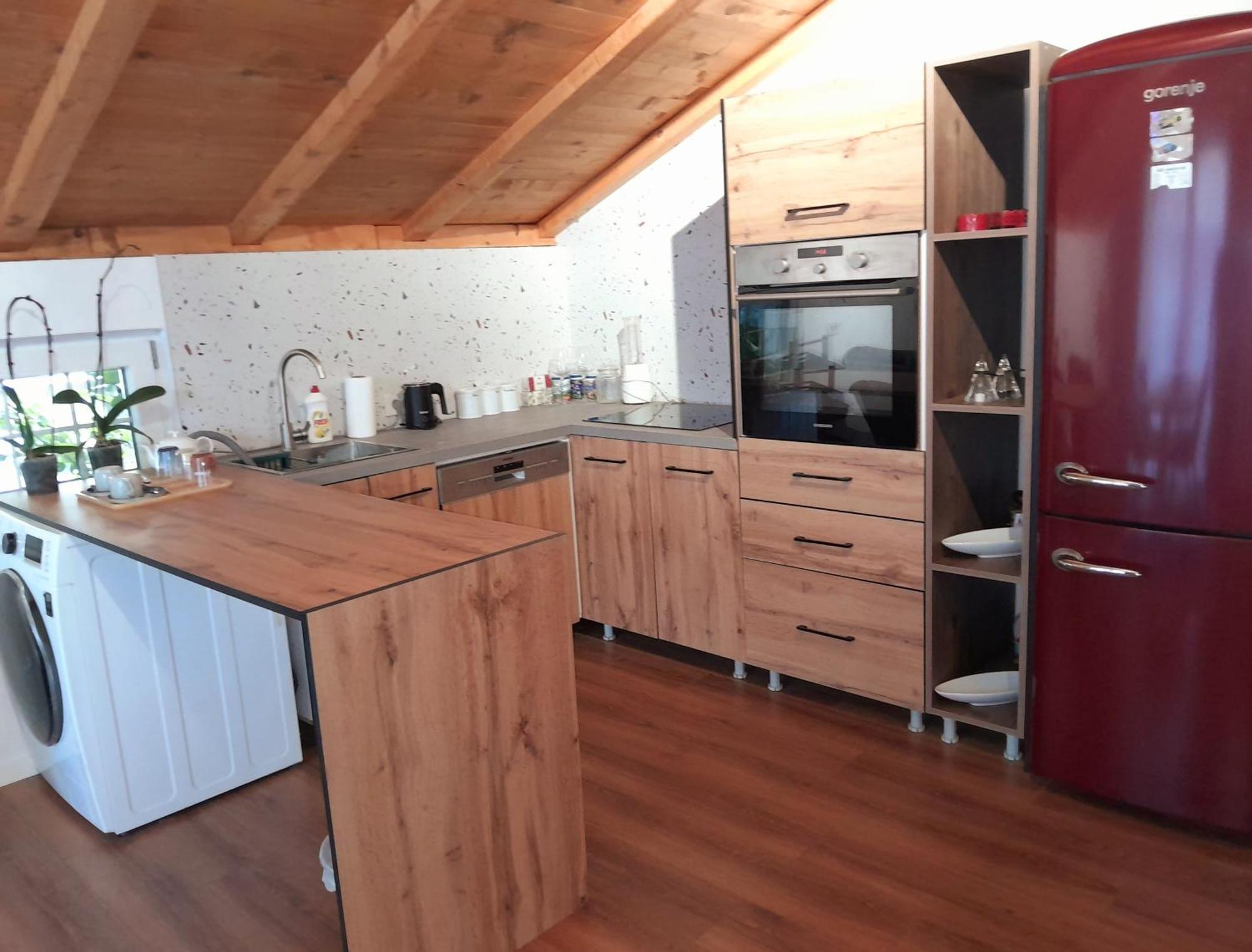 Mati Apartments Prishtina Prishtinë Ngoại thất bức ảnh