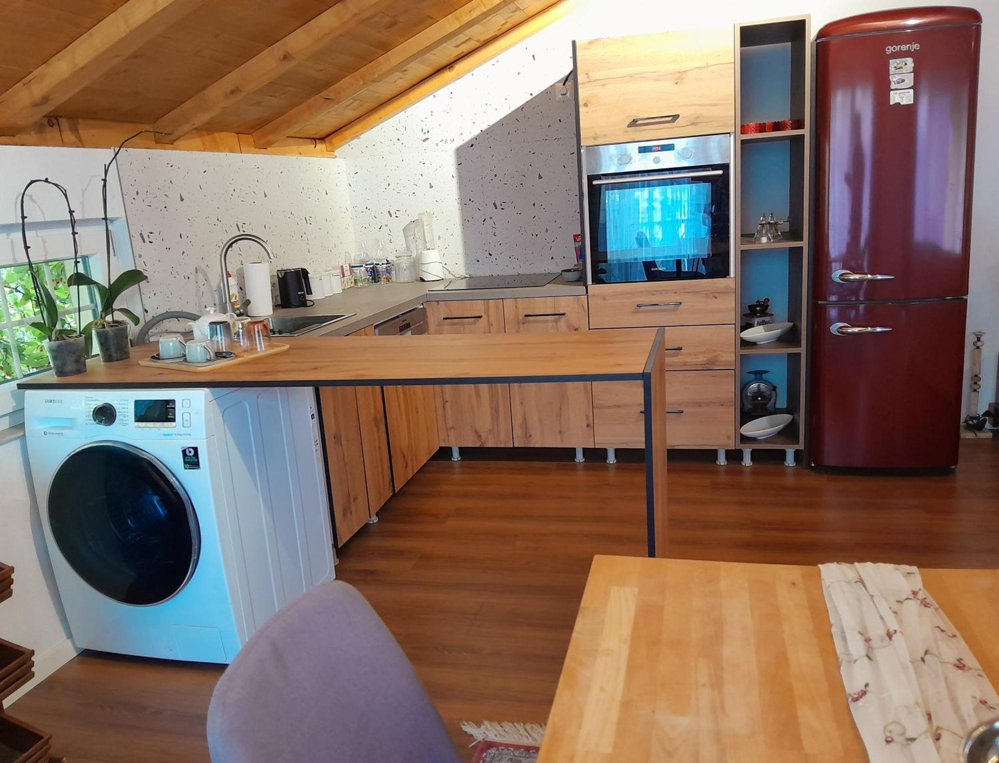 Mati Apartments Prishtina Prishtinë Ngoại thất bức ảnh