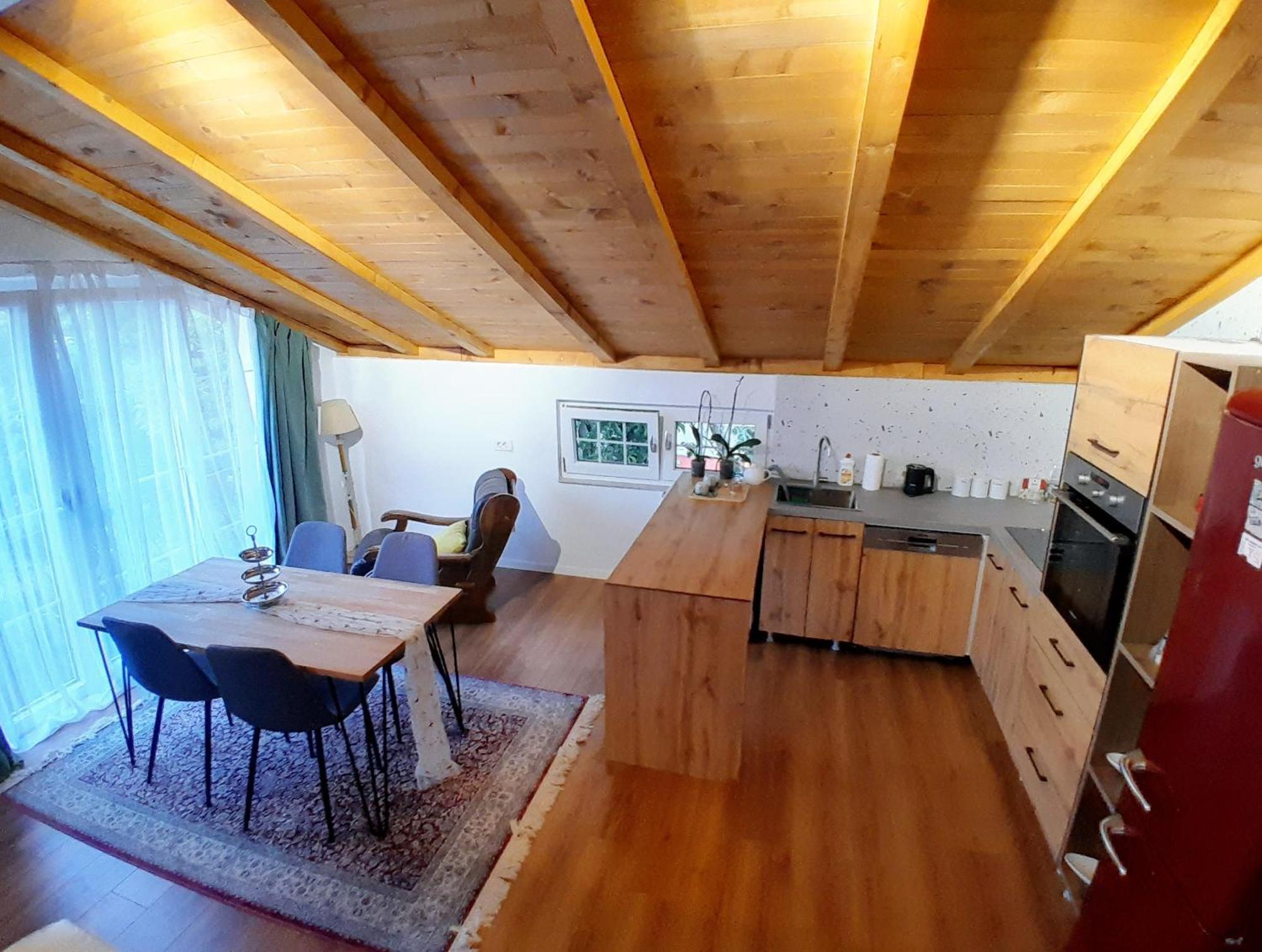 Mati Apartments Prishtina Prishtinë Ngoại thất bức ảnh
