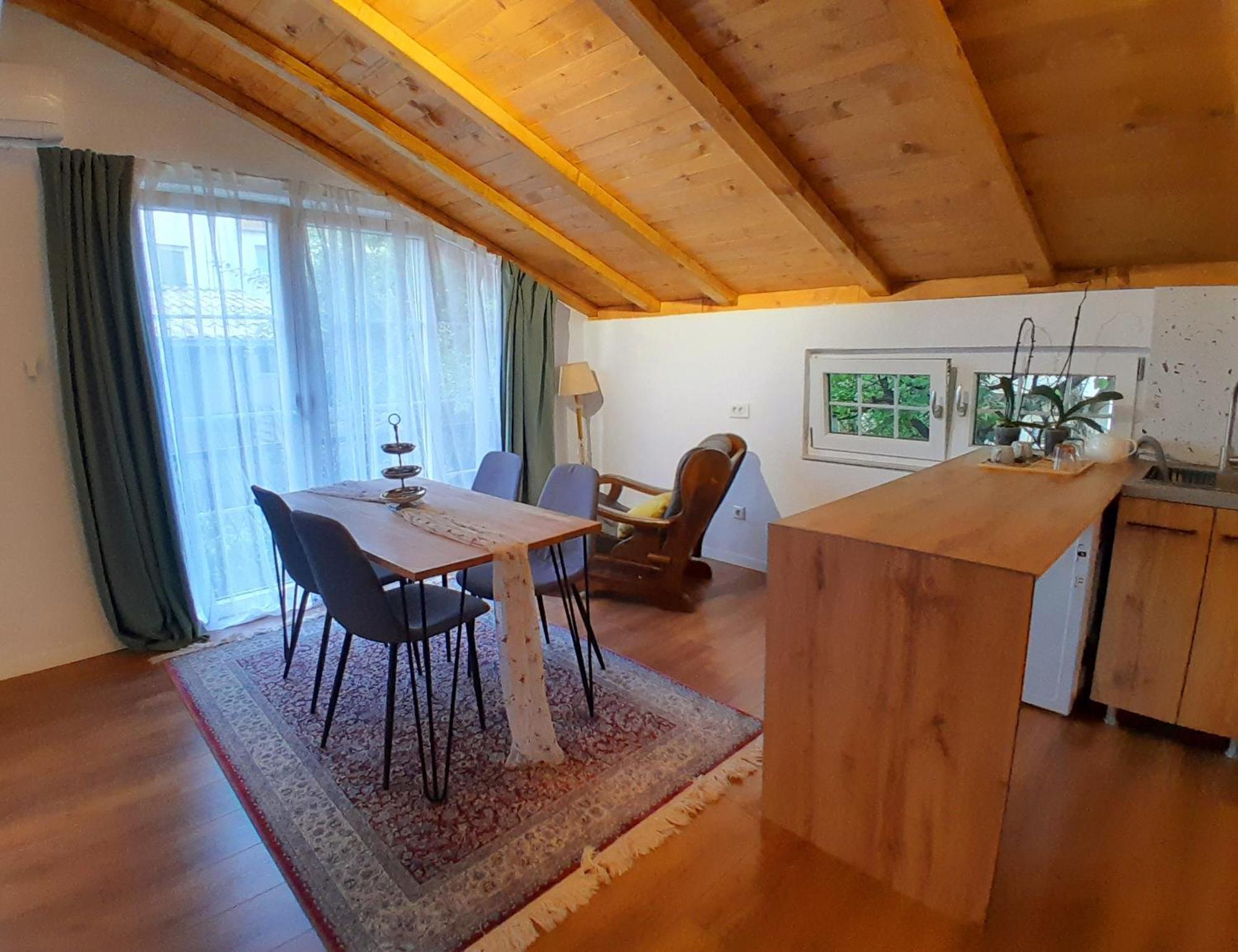 Mati Apartments Prishtina Prishtinë Ngoại thất bức ảnh