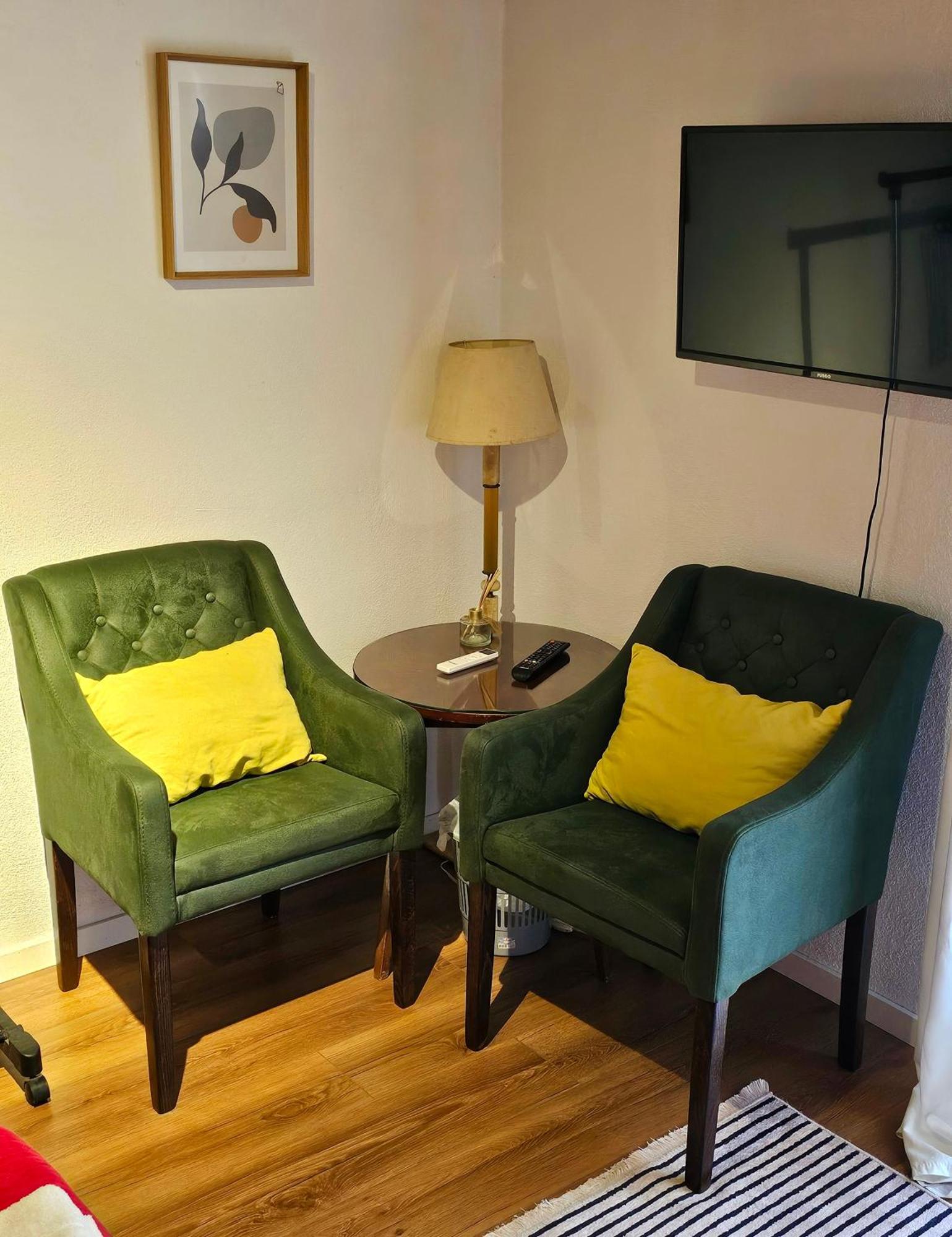 Mati Apartments Prishtina Prishtinë Ngoại thất bức ảnh