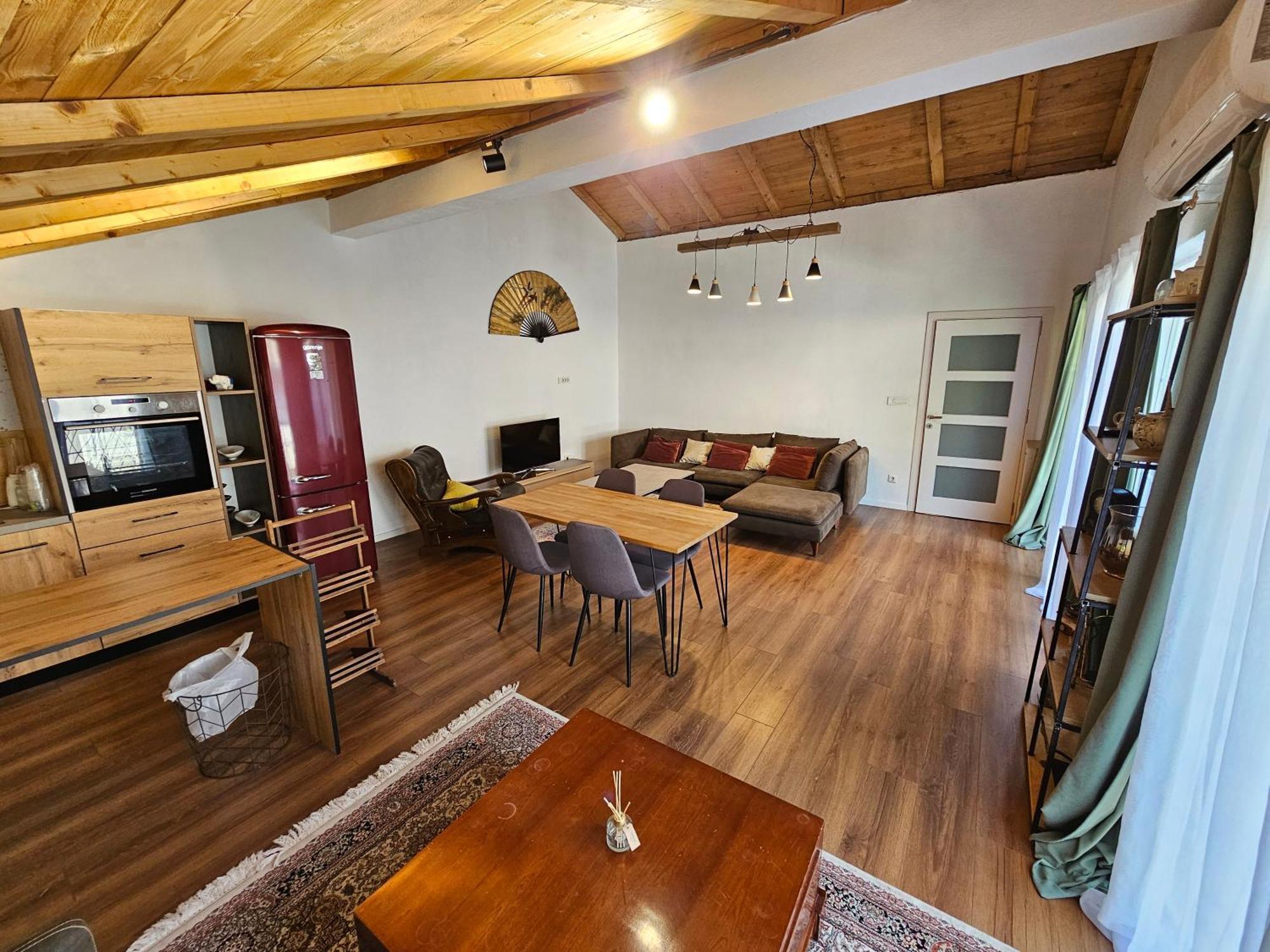 Mati Apartments Prishtina Prishtinë Ngoại thất bức ảnh