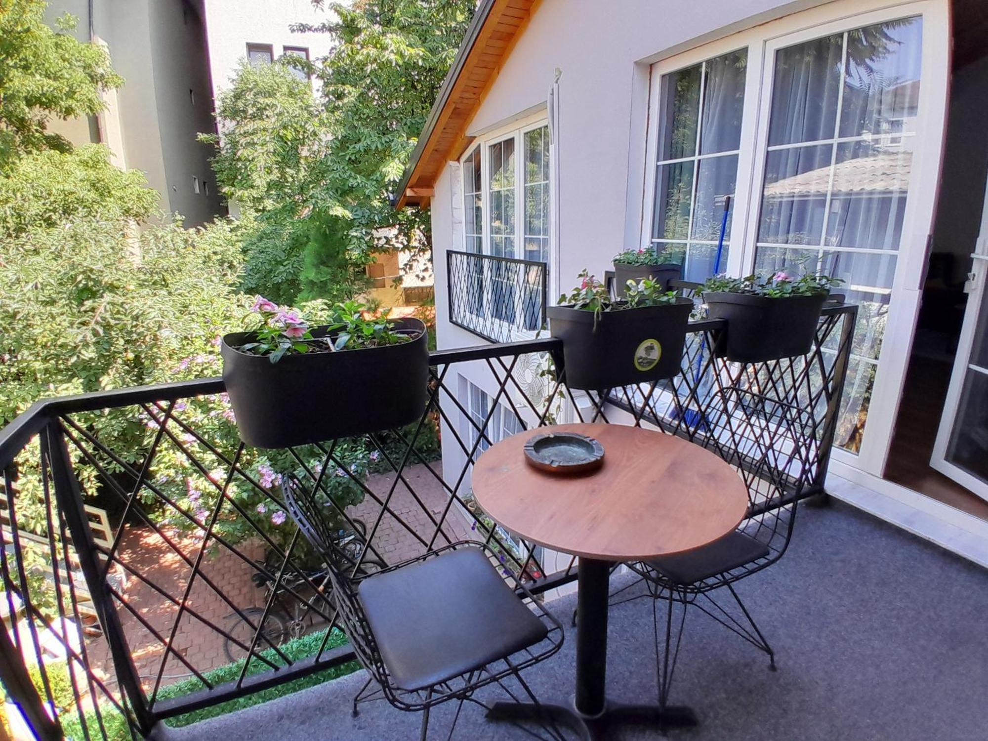 Mati Apartments Prishtina Prishtinë Ngoại thất bức ảnh