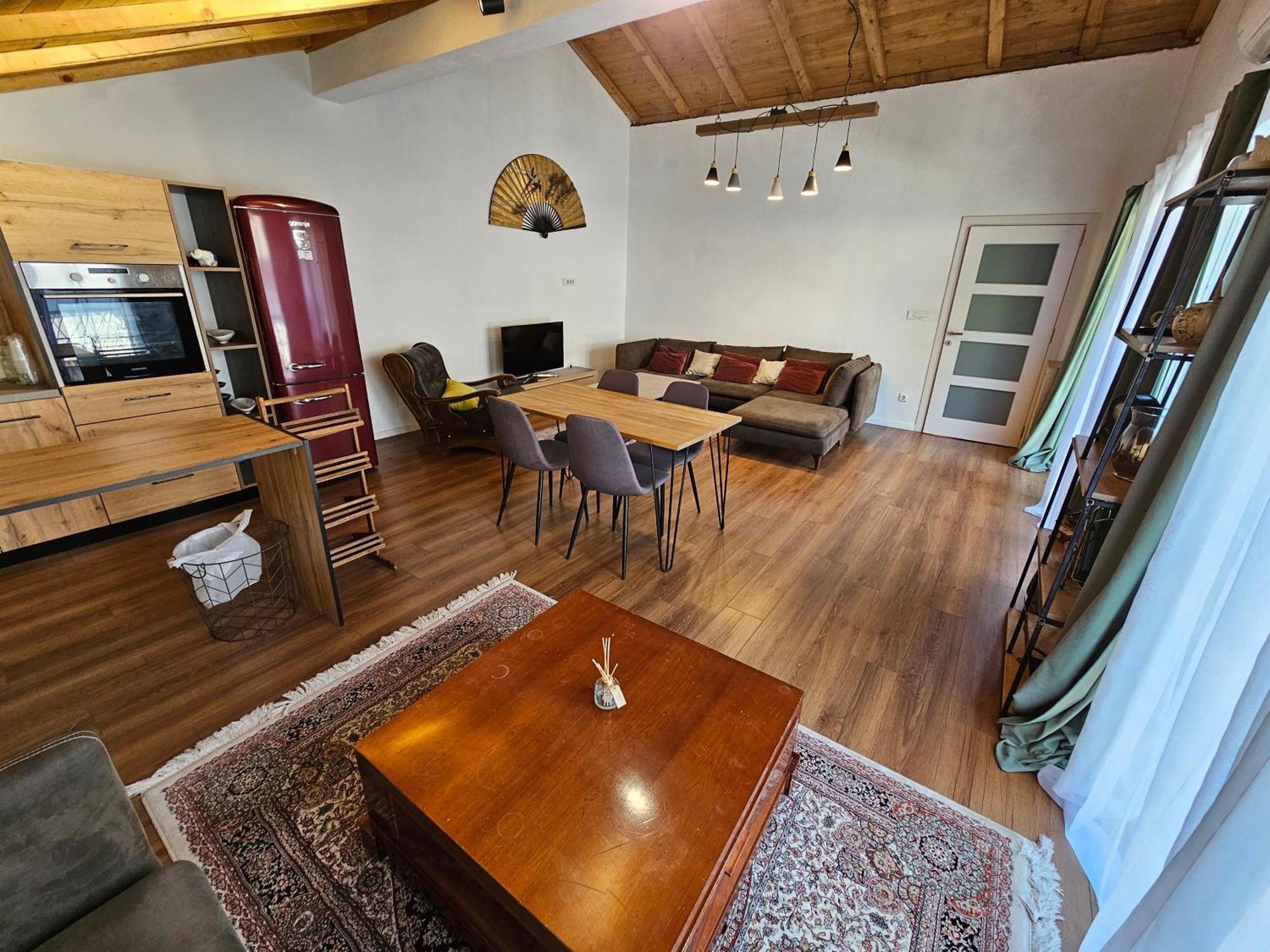 Mati Apartments Prishtina Prishtinë Ngoại thất bức ảnh